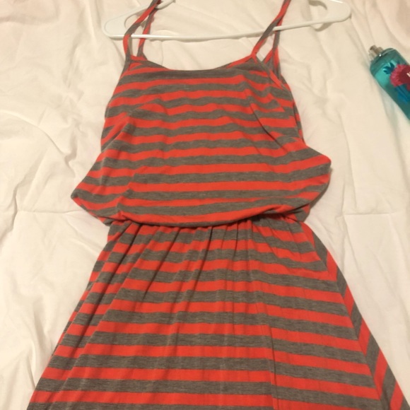 Dresses & Skirts - Beautiful maxi dress. Dresses & Skirts - Beautiful maxi dress.